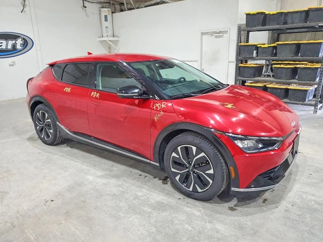 Kia EV6 - автомобили, коли, обяви за нови и употребявани 3