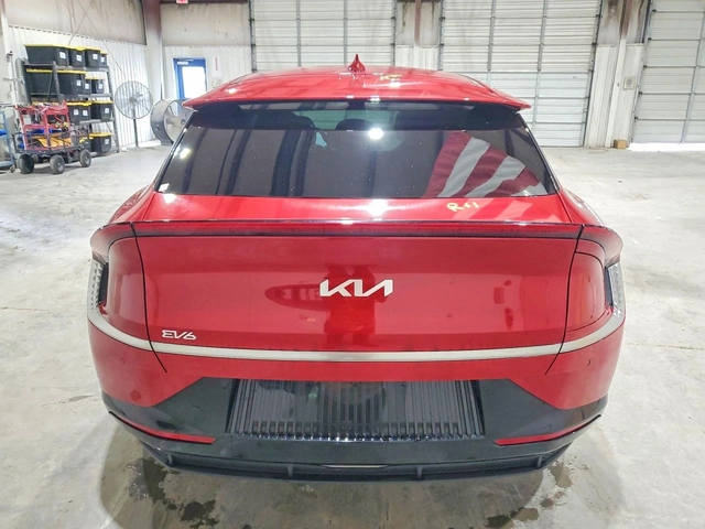 Kia EV6 - автомобили, коли, обяви за нови и употребявани 5