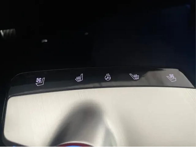 Kia EV6 AWD Long Range* GT-Line Pkg 1* 360* ОБДУХ - автомобили, коли, обяви за нови и употребявани 6