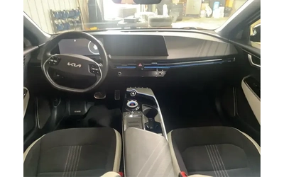 Kia EV6 AWD Long Range* GT-Line Pkg 1* 360* ОБДУХ - автомобили, коли, обяви за нови и употребявани 7