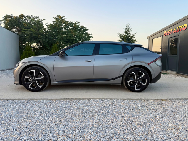 KIA EV6 - автомобили, коли, обяви за нови и употребявани 7