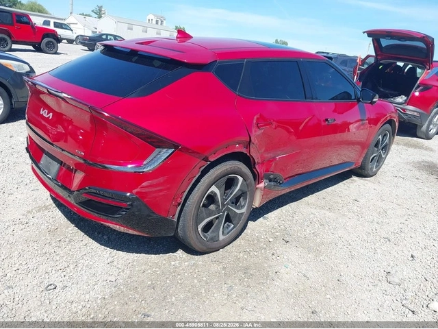 Kia EV6 2022 KIA EV6 GT-LINE - автомобили, коли, обяви за нови и употребявани 6
