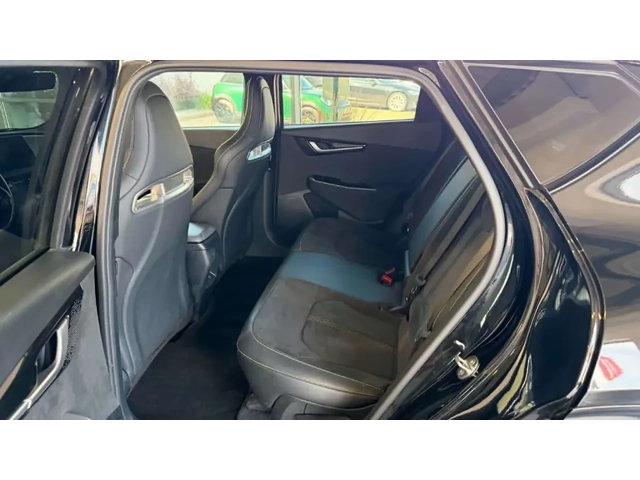 Kia EV6 2024 GT* 39 000km* Фиксирана цена - автомобили, коли, обяви за нови и употребявани 6