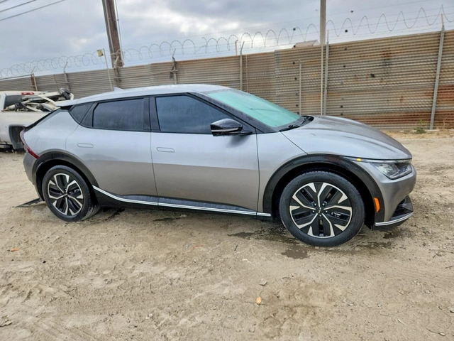 Kia EV6 * WIND* RWD* - автомобили, коли, обяви за нови и употребявани 2