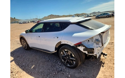 kia-ev6 - 5