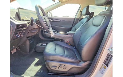 Kia EV6 2025 KIA EV6 WIND - автомобили, коли, обяви за нови и употребявани 8