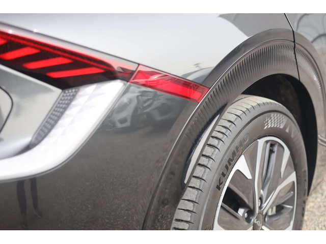 Kia EV6 EV6 - автомобили, коли, обяви за нови и употребявани 16