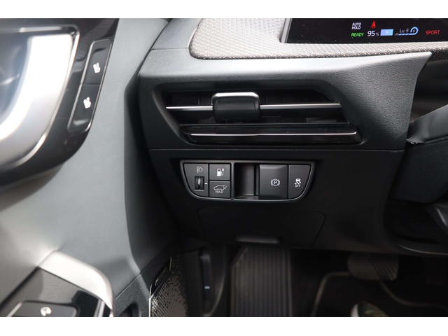 Kia EV6 EV6 - автомобили, коли, обяви за нови и употребявани 30