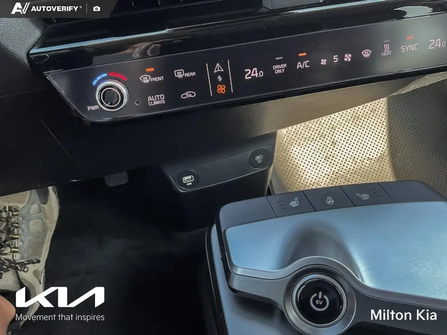 Kia EV6 Long Range | 499 Km Range | Navigation | Leather Rear Wheel Drive - автомобили, коли, обяви за нови и употребявани 17