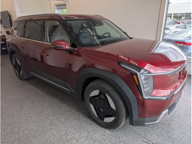 Kia EV9 EV9 - автомобили, коли, обяви за нови и употребявани 0
