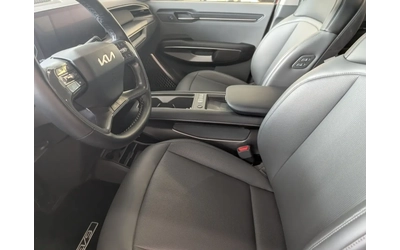 Kia EV9 EV9 - автомобили, коли, обяви за нови и употребявани 10