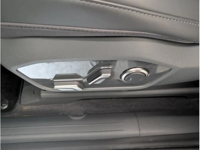 Kia EV9 EV9 - автомобили, коли, обяви за нови и употребявани 12