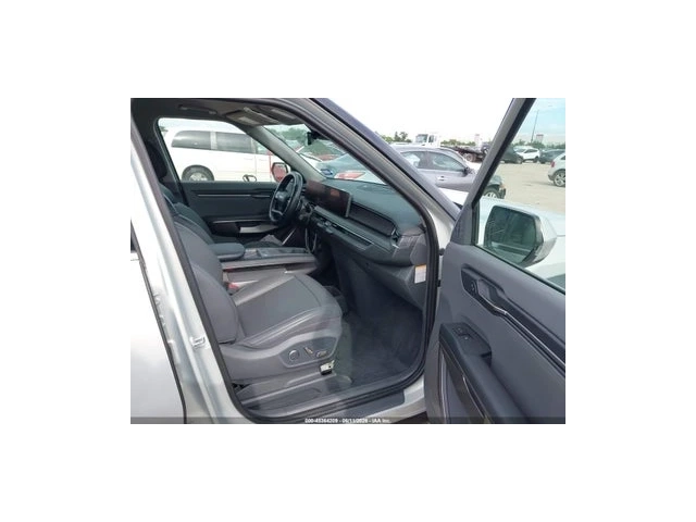 Kia EV9 Light Long Range - автомобили, коли, обяви за нови и употребявани 4