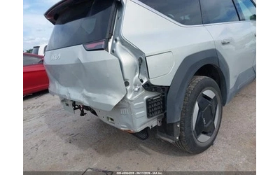 kia-ev9 - 5