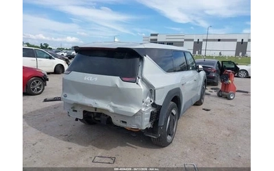 kia-ev9 - 3