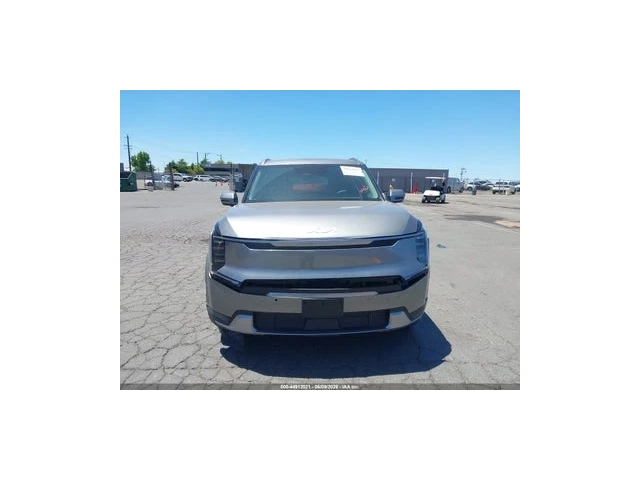 Kia EV9 Wind - автомобили, коли, обяви за нови и употребявани 10