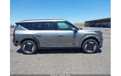 Kia EV9 Wind - автомобили, коли, обяви за нови и употребявани 11