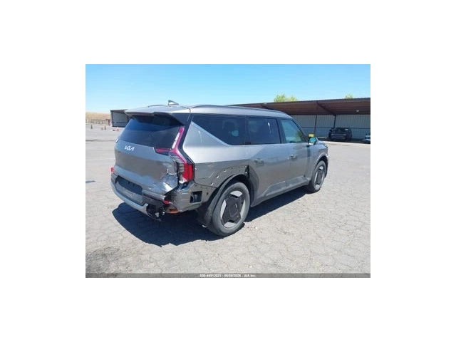 Kia EV9 Wind - автомобили, коли, обяви за нови и употребявани 3