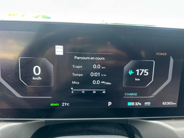 Kia EV9 AWD - автомобили, коли, обяви за нови и употребявани 7