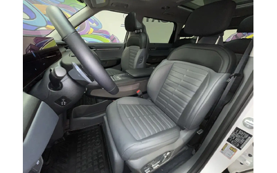 Kia EV9 Land w/Premium Package | LEATHER | SUNROOF | 360 C All Wheel Drive - автомобили, коли, обяви за нови и употребявани 12