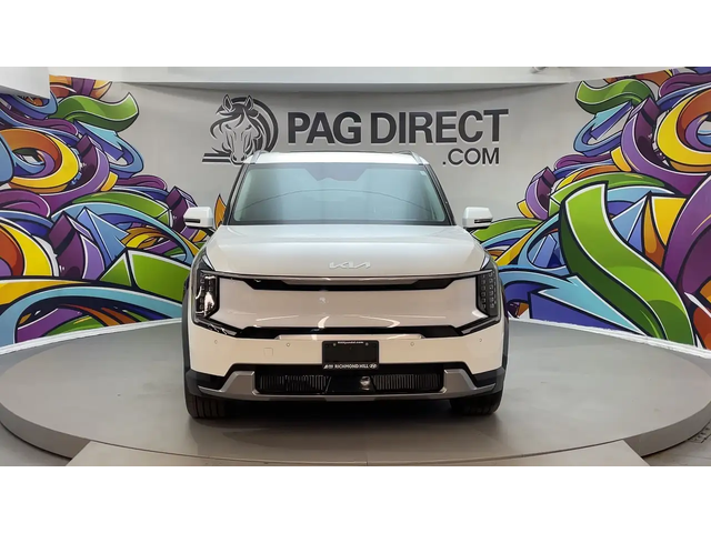 Kia EV9 Land w/Premium Package | LEATHER | SUNROOF | 360 C All Wheel Drive - автомобили, коли, обяви за нови и употребявани 2