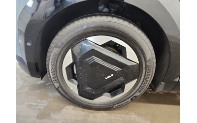 kia-ev9-n-a-awd - 5