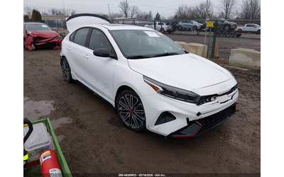 kia-forte-1-6l-i-4-di-dohc-vvt-turbo-201hp-front-wheel-drive - 0