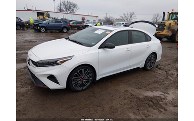 kia-forte-1-6l-i-4-di-dohc-vvt-turbo-201hp-front-wheel-drive - 1