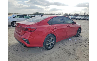 kia-forte-2-0l-4-front-wheel-drive - 2