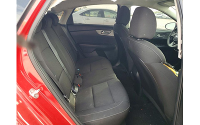 Kia Forte 2.0L 4 Front Wheel Drive - автомобили, коли, обяви за нови и употребявани 9