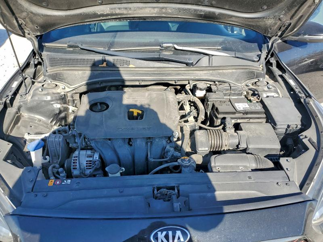 Kia Forte 2.0L 4 Front-wheel Drive - автомобили, коли, обяви за нови и употребявани 12