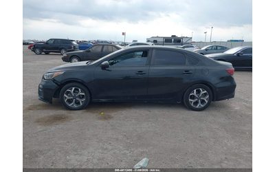 Kia Forte 2.0L I-4 DOHC, VVT, 147HP Front Wheel Drive - автомобили, коли, обяви за нови и употребявани 13