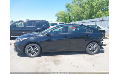 Kia Forte 2.0L I-4 DOHC, VVT, 147HP Front Wheel Drive - автомобили, коли, обяви за нови и употребявани 14