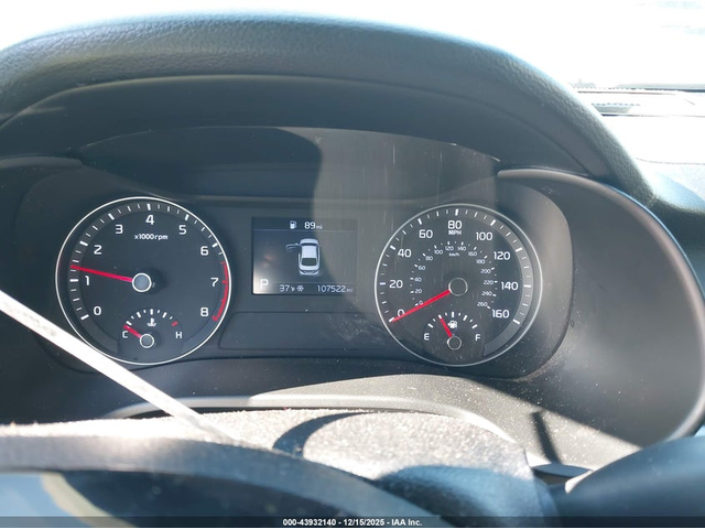 Kia Forte 2.0L I-4 DOHC, VVT, 147HP Front Wheel Drive - автомобили, коли, обяви за нови и употребявани 6