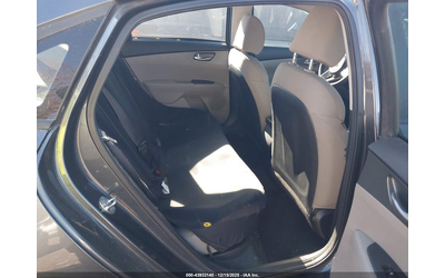 Kia Forte 2.0L I-4 DOHC, VVT, 147HP Front Wheel Drive - автомобили, коли, обяви за нови и употребявани 7