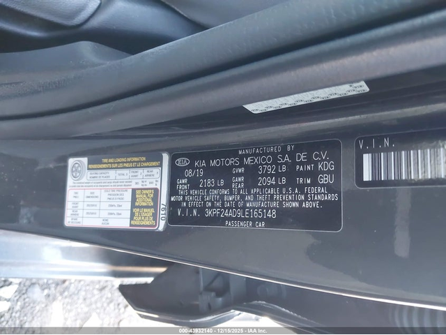 Kia Forte 2.0L I-4 DOHC, VVT, 147HP Front Wheel Drive - автомобили, коли, обяви за нови и употребявани 8