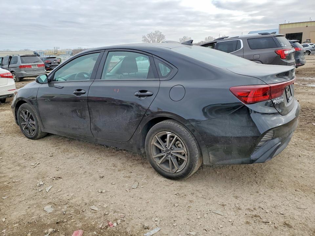 Kia Forte 2 L 4 Front-wheel Drive - автомобили, коли, обяви за нови и употребявани 1