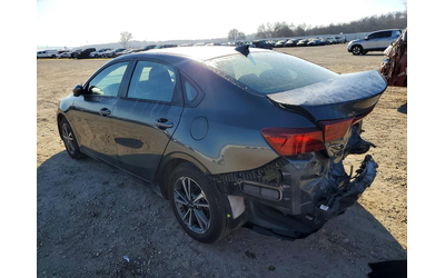 kia-forte-2-l-4-front-wheel-drive - 1