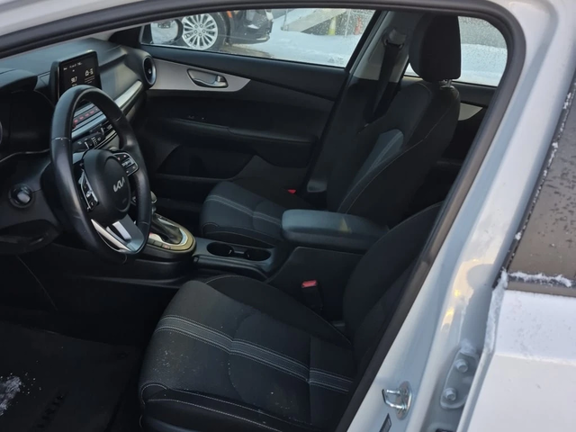 Kia Forte * LX * CARFAX * ЦЕНА ДО БГ - автомобили, коли, обяви за нови и употребявани 4