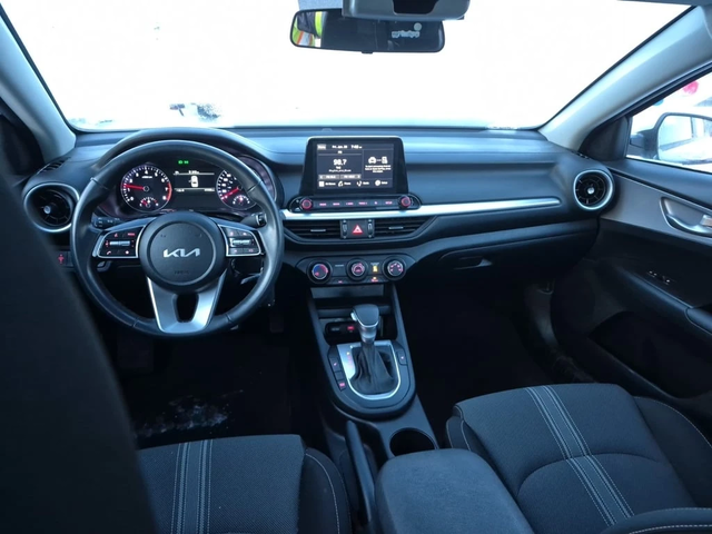 Kia Forte * LX * CARFAX * ЦЕНА ДО БГ - автомобили, коли, обяви за нови и употребявани 5