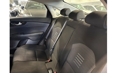 kia-forte-ex-ivt-alloys-sunroof-backcam-heatedseats-carplay-front-wheel-drive - 5