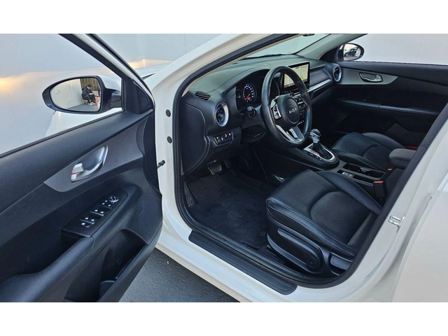 Kia K3 1.6 Prestige * НАЙ-ДОБРА ЦЕНА В БЪЛГАРИЯ* - автомобили, коли, обяви за нови и употребявани 10