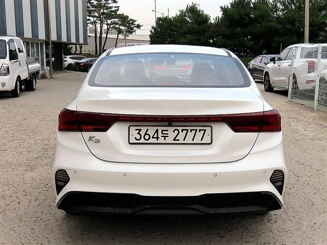 Kia K3 1.6 Trendy * НАЙ-ДОБРА ЦЕНА В БЪЛГАРИЯ* - автомобили, коли, обяви за нови и употребявани 3