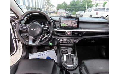 Kia K3 1.6 Trendy * НАЙ-ДОБРА ЦЕНА В БЪЛГАРИЯ* - автомобили, коли, обяви за нови и употребявани 6