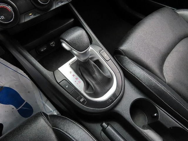 Kia K3 1.6 Trendy * НАЙ-ДОБРА ЦЕНА В БЪЛГАРИЯ* - автомобили, коли, обяви за нови и употребявани 9