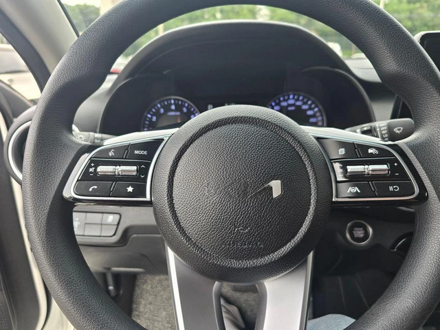 Kia K3 1.6 Trendy * НАЙ-ДОБРА ЦЕНА В БЪЛГАРИЯ* - автомобили, коли, обяви за нови и употребявани 13