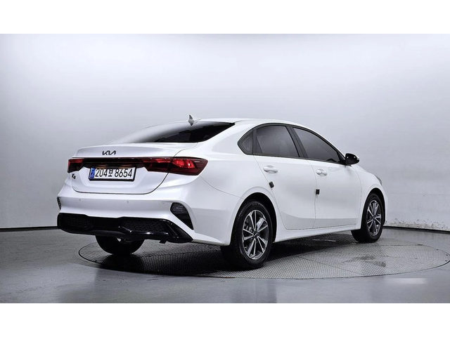 Kia K3 1.6 Trendy * НАЙ-ДОБРА ЦЕНА В БЪЛГАРИЯ* - автомобили, коли, обяви за нови и употребявани 1