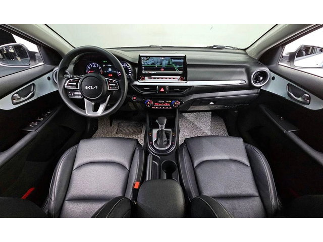 Kia K3 1.6 Trendy * НАЙ-ДОБРА ЦЕНА В БЪЛГАРИЯ* - автомобили, коли, обяви за нови и употребявани 6