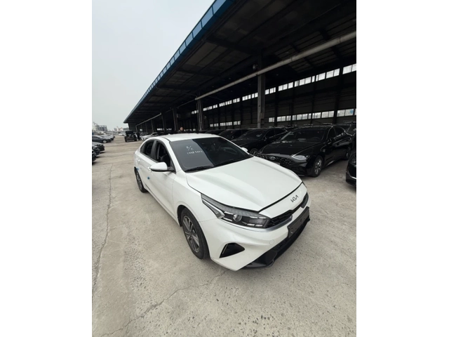 Kia K3 1.6 MPI - ОЧАКВАН ВНОС - автомобили, коли, обяви за нови и употребявани 1