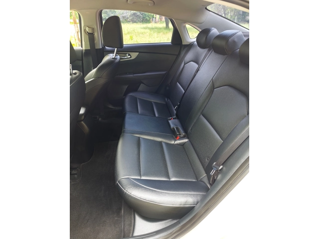 Kia K3 1.6 MPI - ГАЗ/БЕНЗИН - автомобили, коли, обяви за нови и употребявани 16